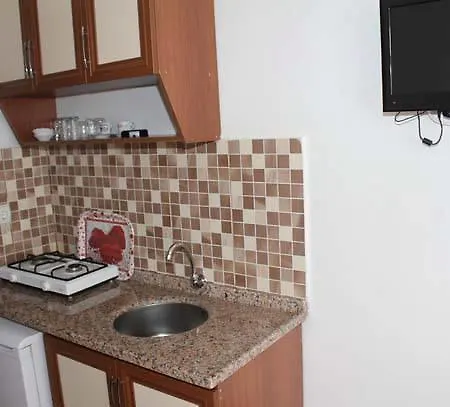 Guzel アパートホテル Türkeli